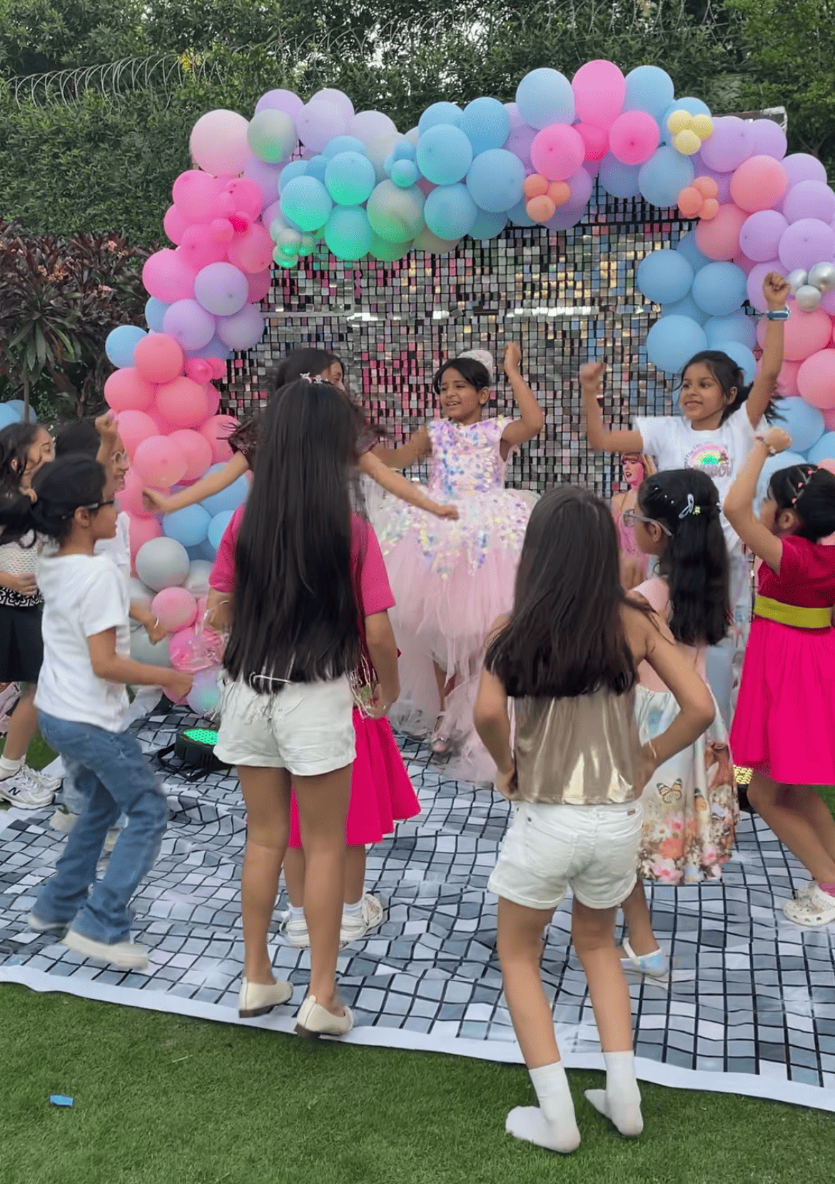 Event Moment 4
